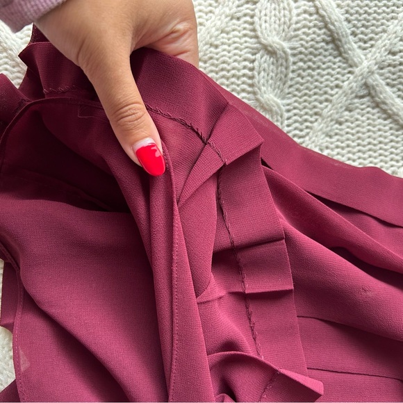 BCBGMaxAzria Burgundy Pleated Skirt - Picture 6 of 8
